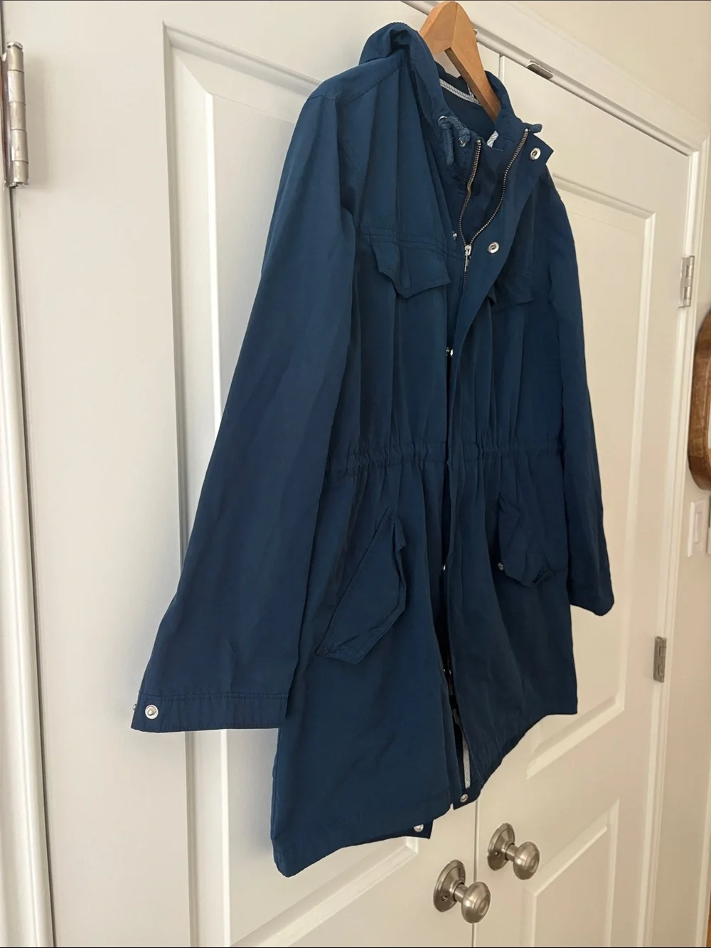 Women’s Madewell Hooded Fielder Anorak Jacket in Navy Blue